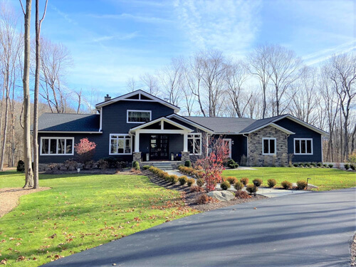 View of the yard of a courtyard ranch home